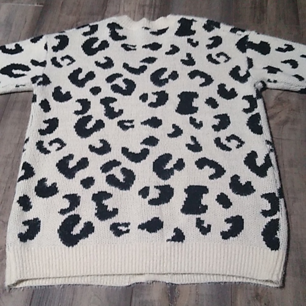 Dreamers by Debut Leopard Cheetah Print Cardigan Sweater Shrug Size M/L - Picture 9 of 11